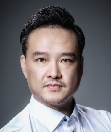 지휘자 사진