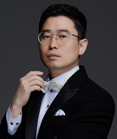 지휘자 사진